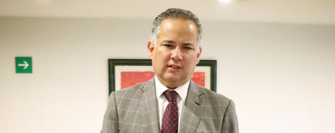 Casinos y joyeros sabotean reformas contra el lavado de dinero, acusa Santiago Nieto